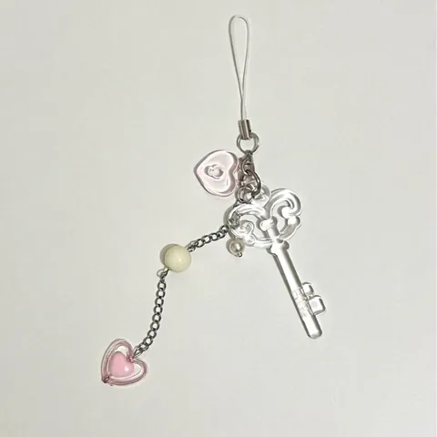 Handgefertigte Perlen Handy Anhänger Acryl Harz Herz Schmetterling Schlüssel Stern Strap Süßes INS Stil Accessoire Für Mädchen
