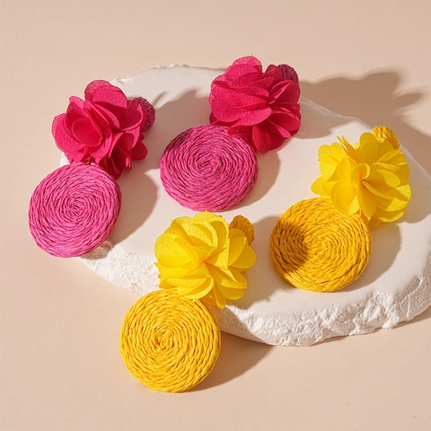 Boho Blumen Tropfenohrringe Mit Stoffblüten Bast Gewebte Scheibe Silberner Ohrstecker Urlaubsstil Für Damen