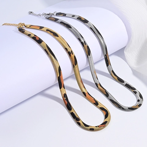 Collana a Spina di Pesce con Stampa Leopardata per Donna Hiphop Personalizzata in Rame e Acciaio Inossidabile Gioielli