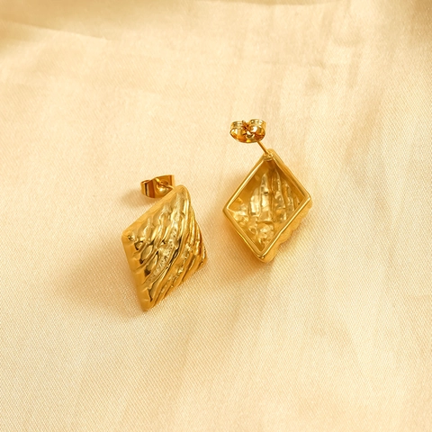 Rhombus Stud Earrings 18K Gold Plated 304 Stainless Steel Irregular Wrinkled Texture Geometric Retro Elegant For Women