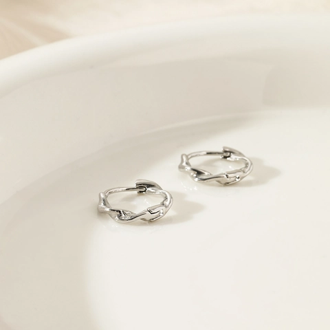 Verdrehte Möbius Creolen Kupfer Versilbert Minimalistisch Geometrisch Geflochtene Textur Für Frauen