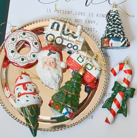 Weihnachtsbaum Hängende Ornamente Bunt Bemalter Kunststoff Glitzer Weihnachtsmann Zug Zuckerstange Donut Festliche Dekoration