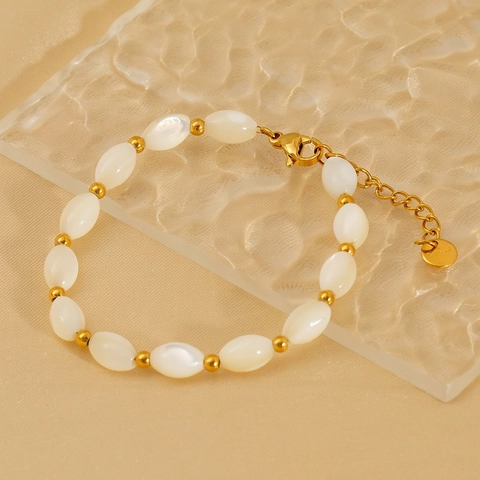 Künstliche Barockperlen Armband Für Damen 18K Vergoldet Edelstahl Künstliche Perlenkette Nischendesign Leichter Luxus Schmuck