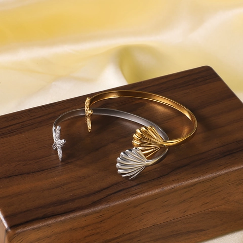 Seestern Muschel Offener Armreif Für Damen Edelstahl 18K Vergoldet Verstellbar Maritimes Thema Schmuck