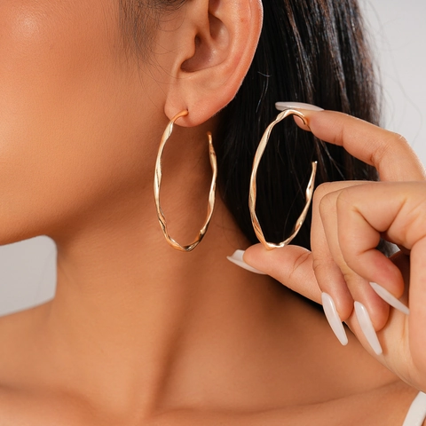 Orecchini A Cerchio Tondi Geometrici Intrecciati Lisci Placcati Oro Rame Con Perno In Argento Sterling 925 Per Donna