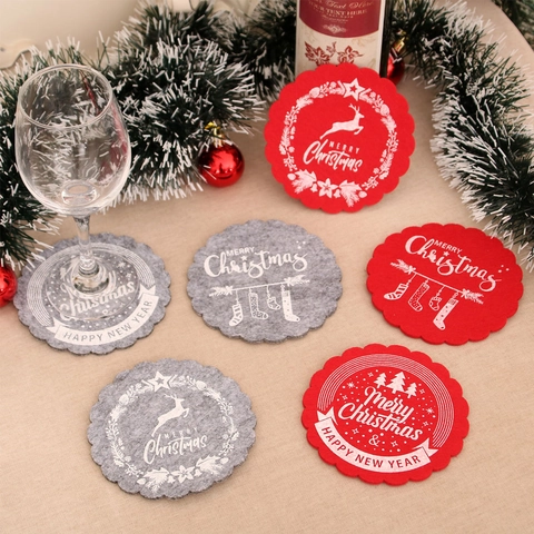 Christmas Felt Coasters Round Wavy Edge Heat Insulated Reindeer Snowflake Printed Cup Mats Holiday Home Table Decor