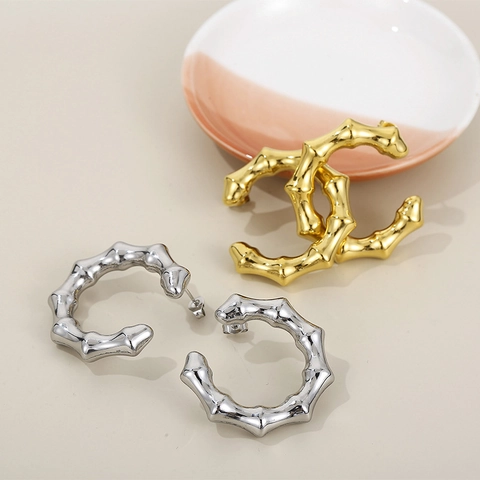 Orecchini a Cerchio a Forma di C in Acciaio Inossidabile con Texture a Bambù Placcati in Oro 18K per Donna Gioielli di Moda