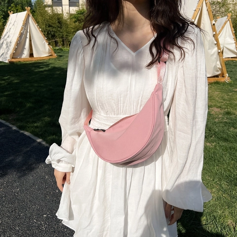 Trendy Nylon Crossbody Dumpling Bag Lightweight Minimalist Solid Color Adjustable Strap Shoulder Bag For Women Daily Wear
