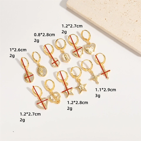 Orecchini a Cerchio in Rame Vintage per Donna Smalto Bianco Zirconia Cuore Stella Croce Pendente Gioielli di Moda Squisito Rilievo