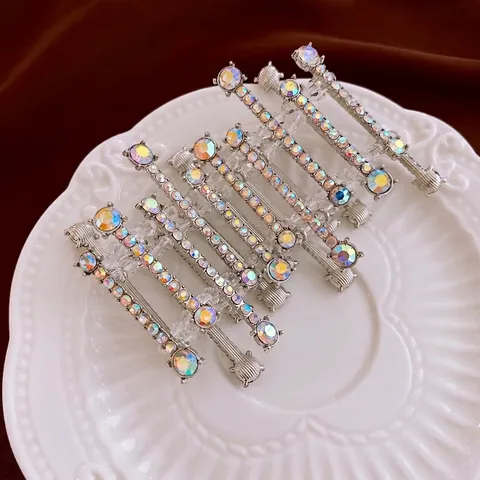 Geometrisches Kristallarmband Mit Strasssteinen Aus Legierung Dehnbares Elegantes Buntes Schmuckzubehör Für Damen