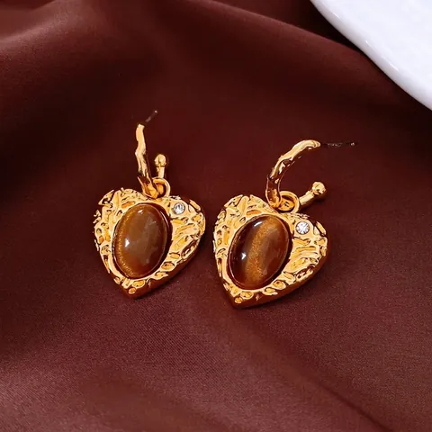 Pendientes De Corazón Retro Con Piedra Resina Marrón Aleación Textura Oro Martillado Poste Plata Ley 925 Mujer