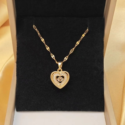 Titanium Steel Gold Plated Heart Moon Star Pendant Necklace For Women Zirconia Sparkling Moving Heart Clavicle Chain Jewelry Gift