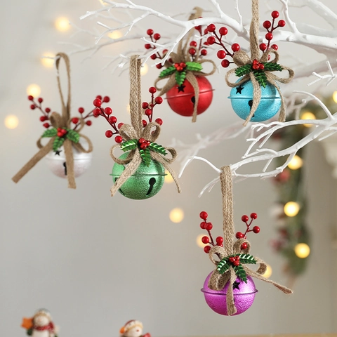 Kerst Hangende Bel Ornamenten Met Metalen Bel Boog Rode Bessen En Touw Voor Vakantie Boom Decoraties Feestelijke Home Decor