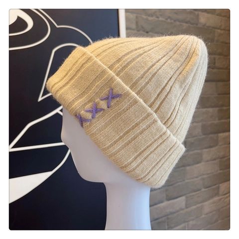 Gorro De Punto Para Mujer Cálido Grueso Acanalado Acrílico Algodón Invierno Con Bordado De Cruz Color Sólido Estilo Coreano