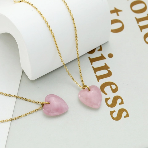 Rosenquarz Herz Anhänger Halskette Titanstahl Gold Überzogen Schlüsselbeinkette Lucky Charm Schmuck Für Damen Geschenk