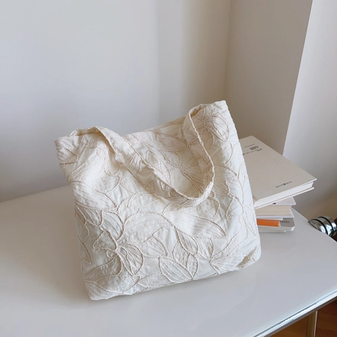 Women Cotton Canvas Underarm Bag Floral Embroidery Vintage Minimalist Baguette Shoulder Bag With Magnetic Buckle