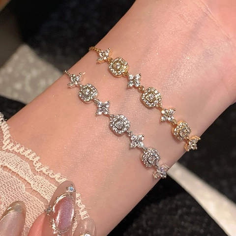 Bracciale Regolabile Da Donna Elegante Rame Placcato Oro 18K Con Pietre Zircone Quadrato E Fiore Gioielli Di Moda Regalo