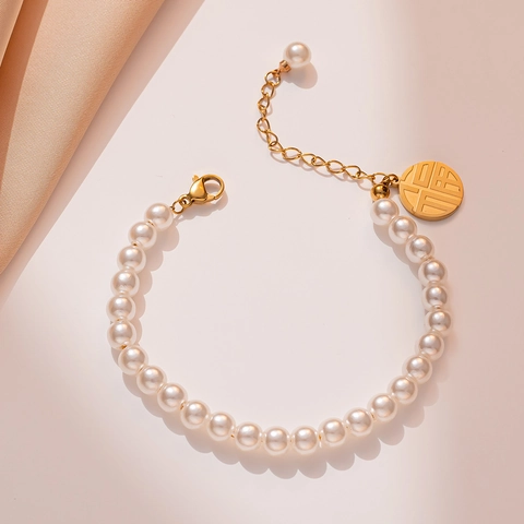 Elegante Bracciale in Acciaio al Titanio con Perle Artificiali da Donna Ciondolo Rotondo Carattere Fu Placcato Oro Gioielli Moda