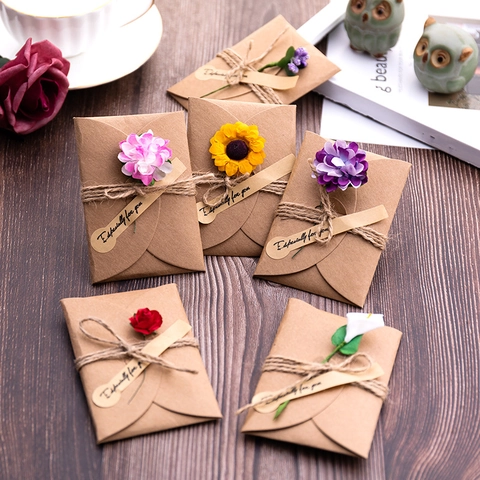 Vintage Kraft Paper Greeting Cards With Artificial Flowers And Twine Handmade Gift Envelopes For Wedding Birthday Festival Best Wishes