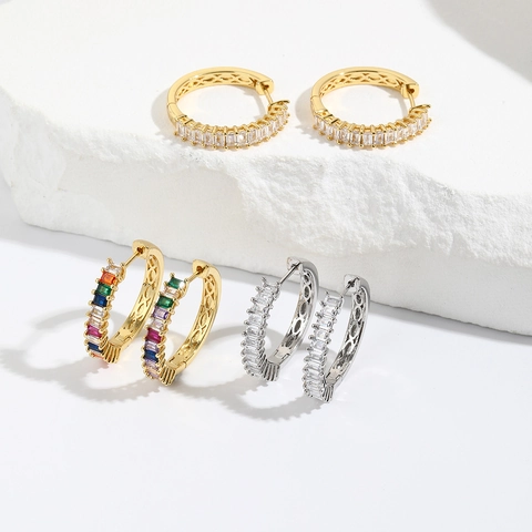 Boucles d'oreilles Créoles En Laiton Avec Zircone Baguette Arc-En-Ciel Coloré Plaqué Or Bijoux De Mode Pour Femmes