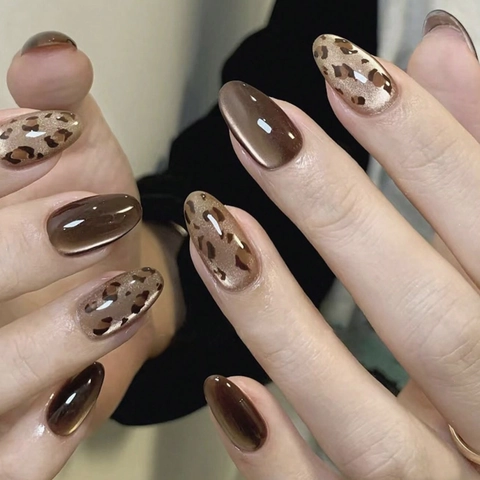 Press On Nails Brown Cat Eye Leopard Print Almond Shape Glossy Artificial Finger Nails For Women