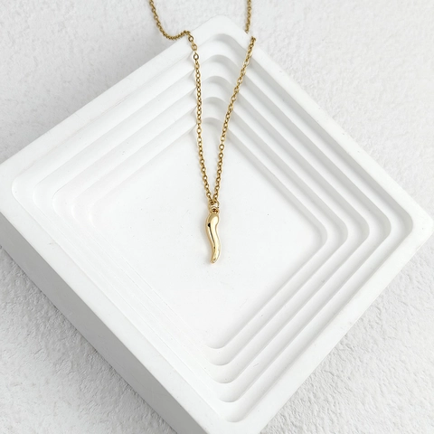 Italian Horn Cornicello Pendant Necklace 304 Stainless Steel 18K Gold Plated Minimalist Chili Lucky Jewelry For Women Men