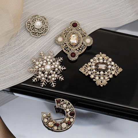 Spilla Barocca Vintage Palazzo Lega Perla Artificial Sintetica Strass Forma Fiore Per Abito Cappotto Gioielli Eleganti