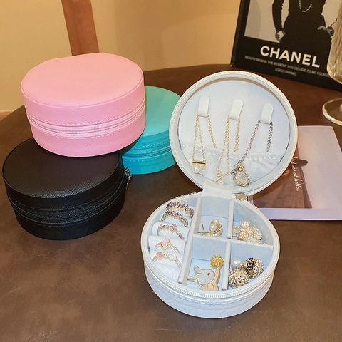 Portable Round PU Leather Jewelry Box Travel Mini Jewelry Organizer Case For Earrings Rings Necklaces Storage For Women