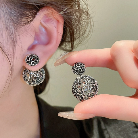 Boucles D Oreilles Stud Double Boule Ronde Creuse Alliage Filigrane Sculpté Avec Tige En Argent Style Français Vintage Femmes