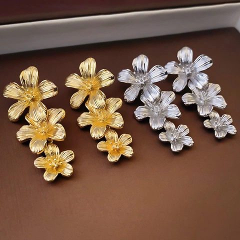 Vintage Triple Flower Drop Earrings For Women Elegant Brushed Metal Texture Alloy With Silver Earring Post