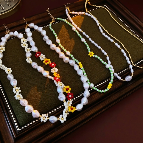Collar De Cuentas De Flores Hecho A Mano Cobre Chapado En Oro Real Imitación Perla Artificial Joyería Elegante Para Mujeres