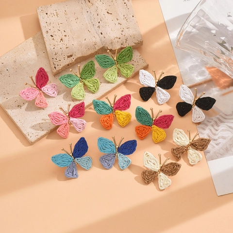 Handmade Woven Raffia Butterfly Drop Earrings Bohemian Colorful Acrylic Dangle Earrings For Women Summer Jewelry Gift