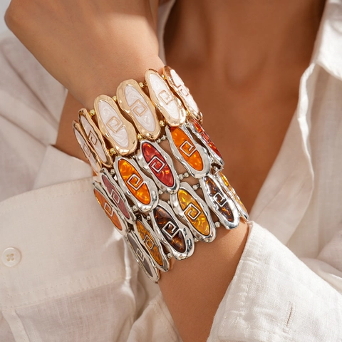 Vintage Böhmisches Breites Legierungs Armband Für Damen Retro Geometrisches Muster Harz Emaille Inlay Elastischer Stretch Reif