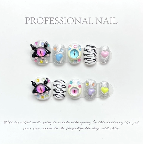 Handgefertigte Aufdrucknägel 3D Monsterauge Silberner Glitzer Zebradruck Y2K Sweet Cool Stil Wiederverwendbar Für Frauen Profi