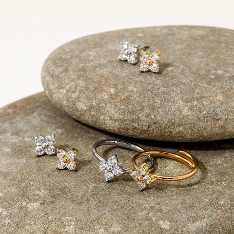 Roestvrijstalen Sieradenset Voor Dames Klavertje Bloem Zirkoon Oorbellen En Verstelbare Open Ring Minimalistisch Frans