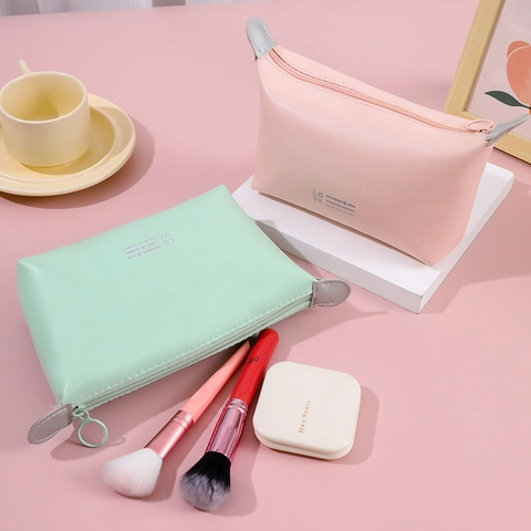 Dumpling Shape PU Leather Makeup Bag Waterproof Travel Cosmetic Storage Pouch Toiletry Organizer Solid Color With Zipper