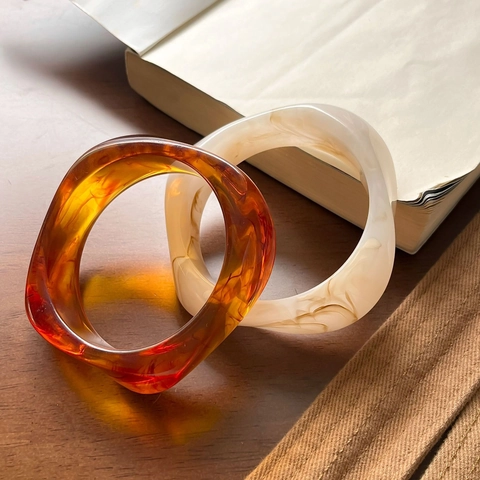 Geometric Rhombus Resin Bangle Marbled Thick Acrylic Bracelet Retro Fashion Wrist Jewelry For Women