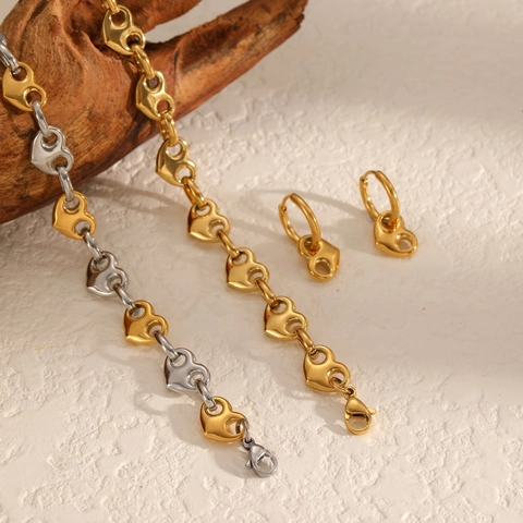 Stainless Steel Heart Chain Bracelet And Hoop Earrings Chic Fashion 18K Gold Plated Hollow Geometric For Women