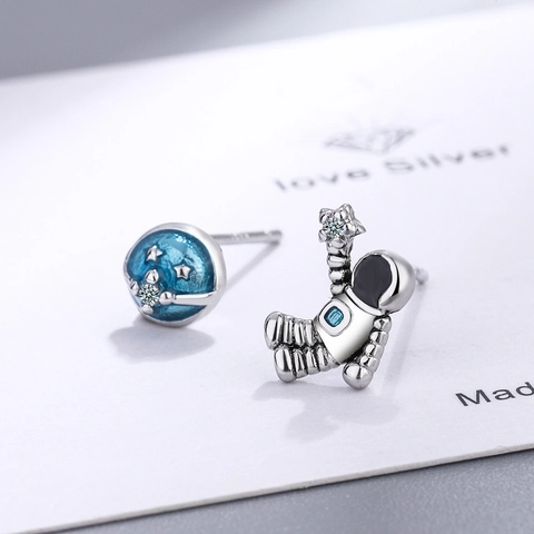 Asymmetric Astronaut Planet Stud Earrings With 925 Sterling Silver Earring Post Blue Enamel Zircon Copper Jewelry