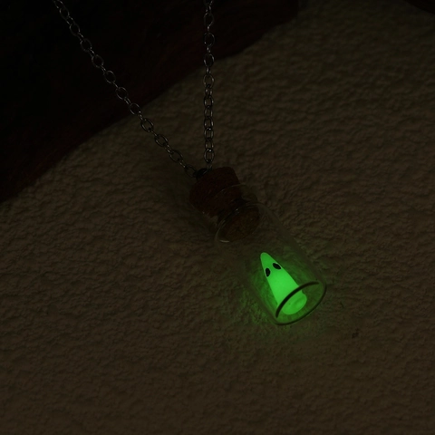 Halloween Ghost Drift Bottle Luminous Pendant Necklace Glow In The Dark Glass Bottle Resin Ghost Silver Chain Party Jewelry