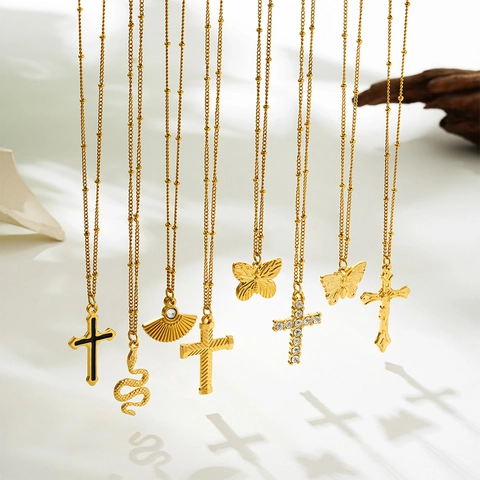 Collana Con Ciondolo Croce Farfalla Serpente Acciaio Inossidabile Placcato Oro 18K Zirconia Gioielli Minimalisti Tendenza