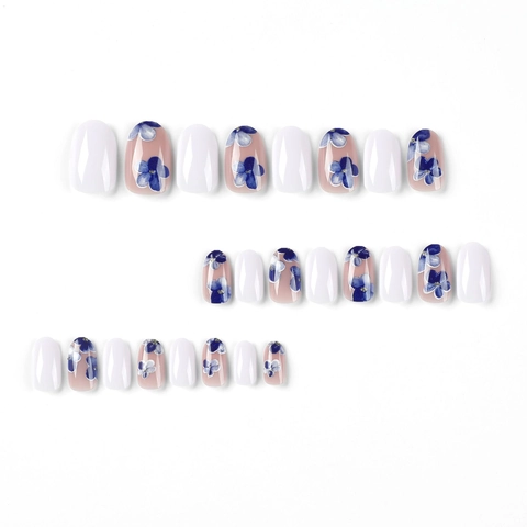 Blauwe Bloemen Kunstnagels Kort Amandel Rond Kunstmatige Valse Nagels Glanzend Zomerstijl Voor Dames Manicure