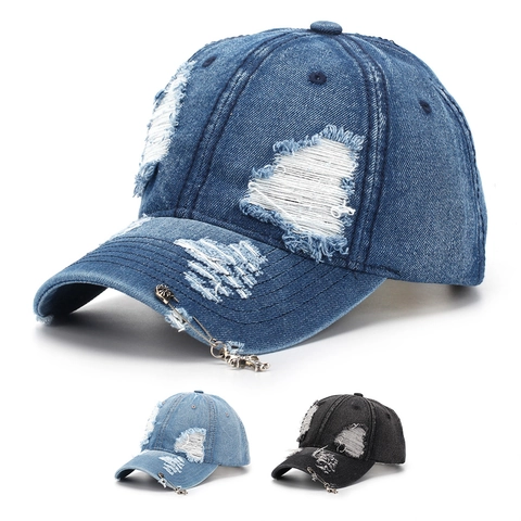 Cappellino Da Baseball In Denim Distressed Con Ciondolo A Croce E Spilla In Metallo Streetwear Retrò Regolabile Berretto Da Sole