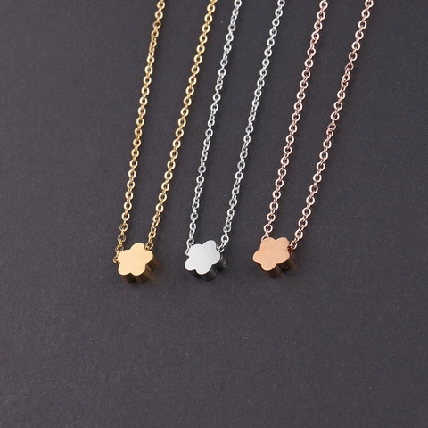 Collier Pendentif Fleur Acier Inoxydable 304 Poli Miroir Minimaliste Bijoux Floraux Pour Femmes Style Simple Élégant