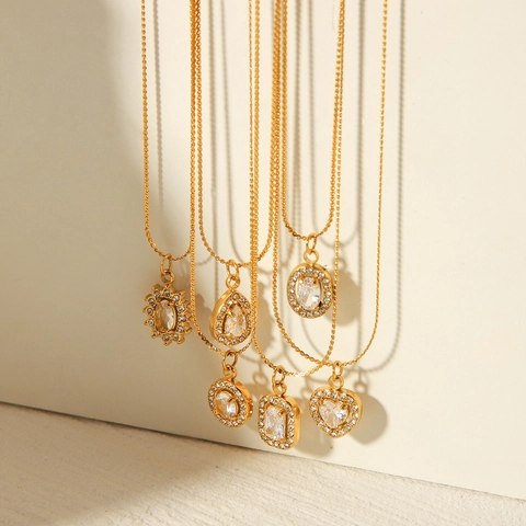 Collier Pendentif En Acier Inoxydable Plaqué Or 18K Élégant Pour Femmes Bijoux Géométriques En Zircon Incrusté