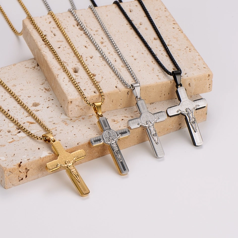 Jesus Kruzifix Kreuz Anhänger Halskette 304 Edelstahl Religiöse Sankt Benedikt Hip Hop Schmuck Retro Stil