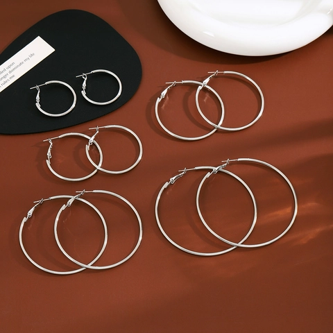 Orecchini A Cerchio Grandi In Ferro Lucidato Con Perno In Argento Gioielli Di Moda Semplici Per Donna