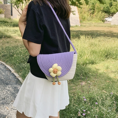 Fashion Women Hand Woven Straw Bucket Bag Sunflower Decor Summer Beach Shoulder Bag Versatile Casual Crossbody Bag
