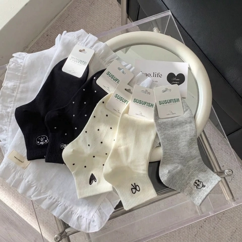 Damen Crew Socken Gekämmte Baumwolle Atmungsaktiv Schweißabsorbierend Bestickt Herz Bär Punktmuster Koreanischer Stil Lässig