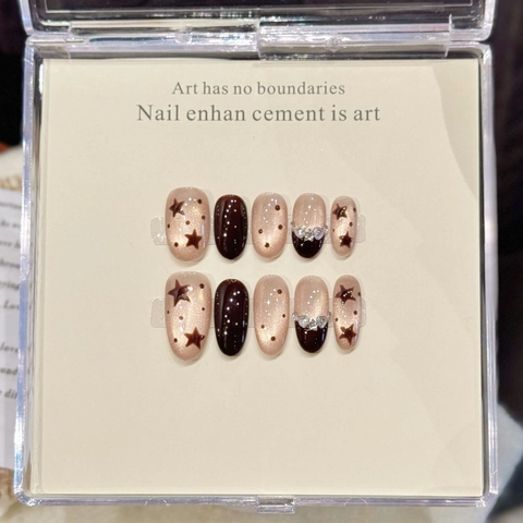 Handgemaakte Cat Eye Press On Nagels Met Rijnstenen Sterpatronen Champagne Goud Bruin Maillard Stijl Kunstnagels